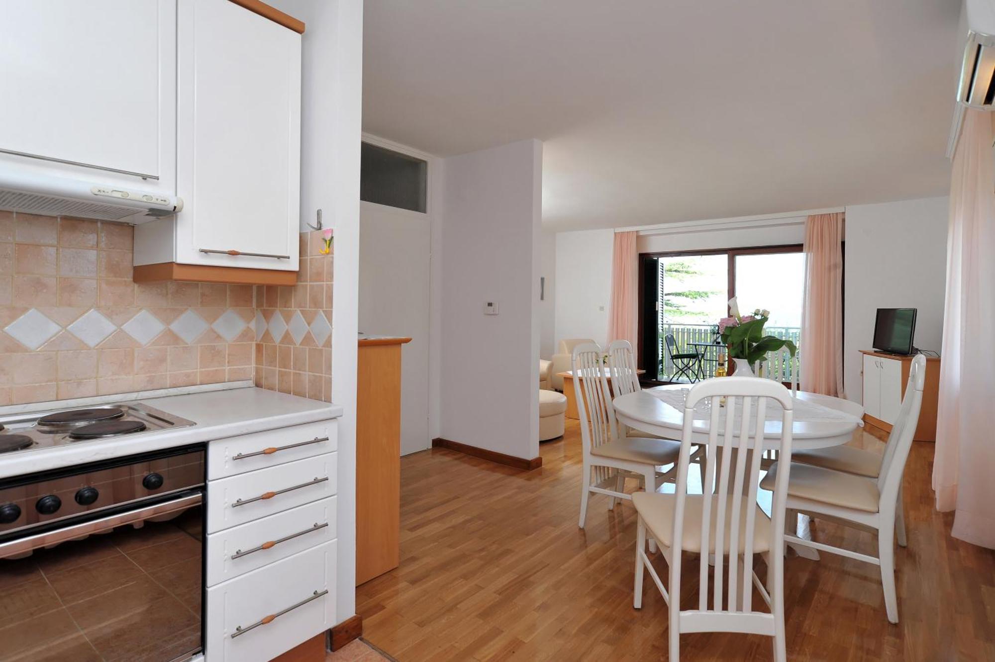 Apartments Villa Eden Preko Esterno foto